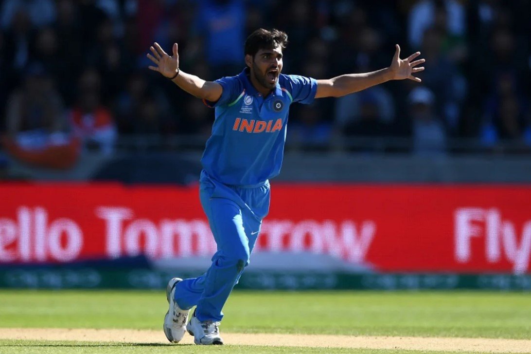 RCB Signs Bhuvneshwar Kumar